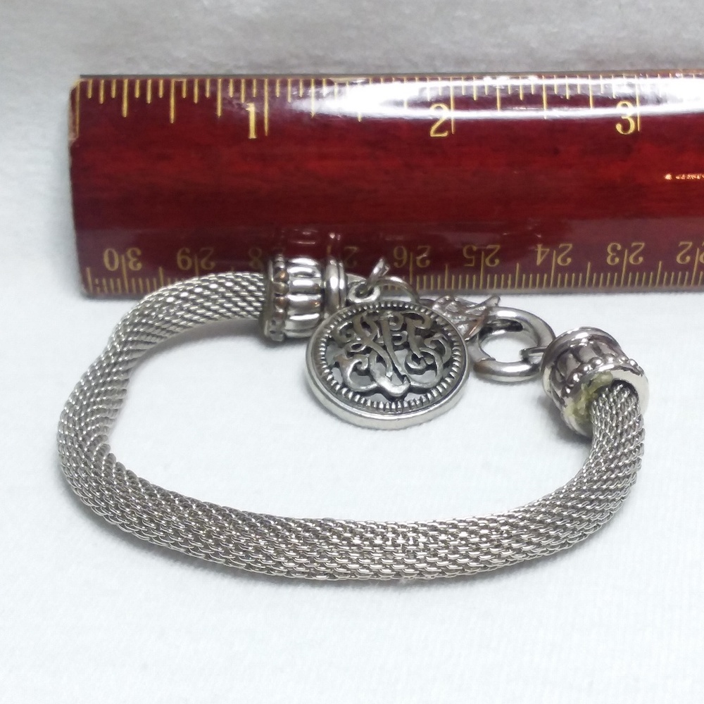 Stylish bracelet